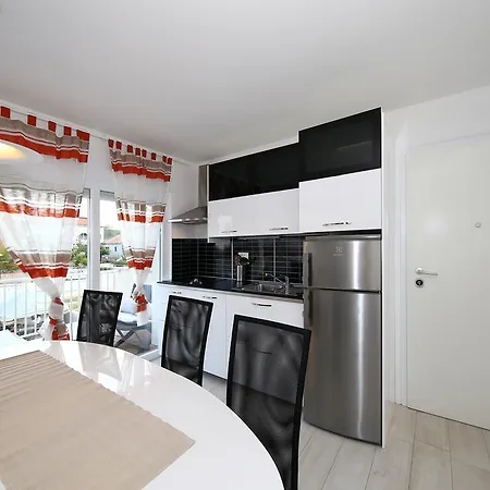 Matkovic Apartament Sveti Filip i Jakov